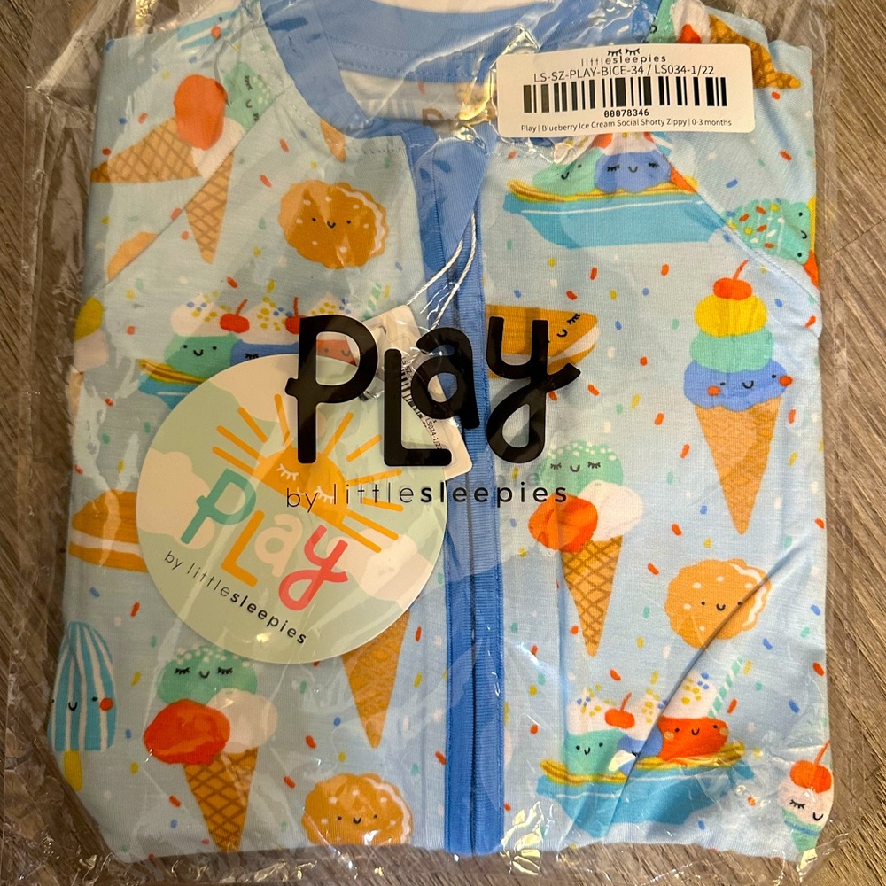 LITTLE SLEEPIES NIB ice cream social with tags, size 0-3 months!